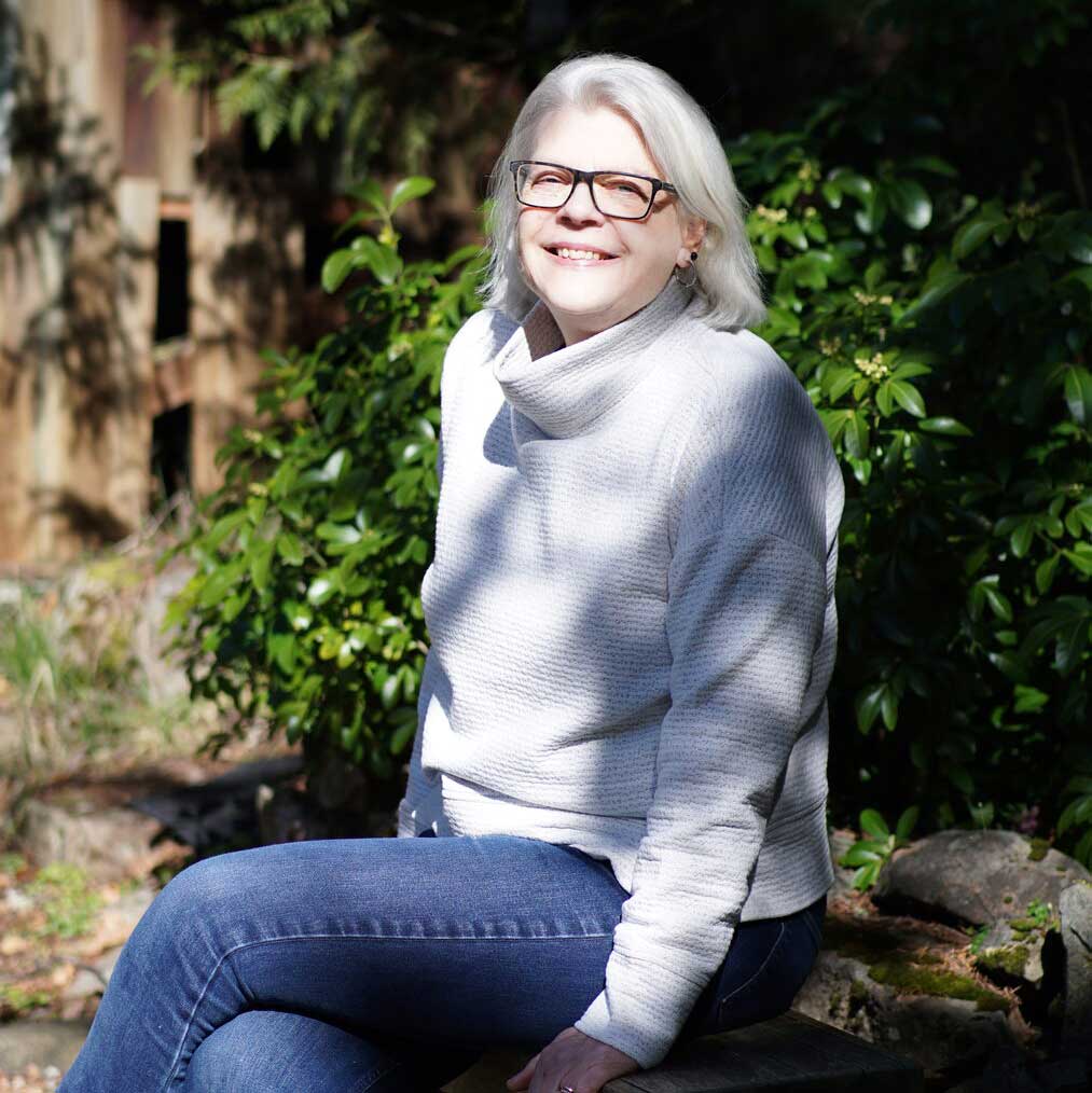 Elisabeth Geller, Principal Consultant